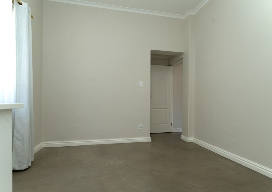 1 Bedroom Property for Sale in Fish Hoek Western Cape